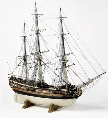 Model van het koopvaardijschip De Witte Oliphant, anoniem, 1755. Rijksmuseum.